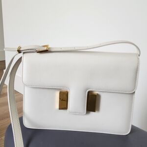 Tom Ford Elegant White Leather Shoulder Bag